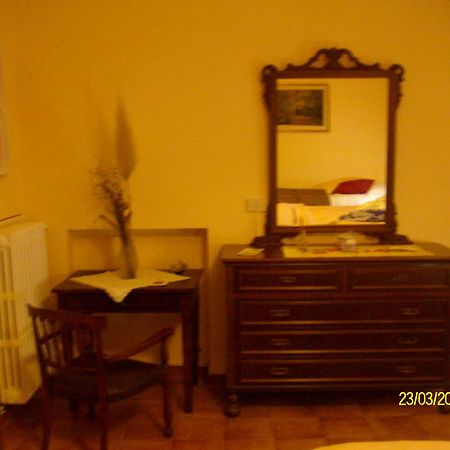 B&B San Nicola Serramazzoni Exterior photo