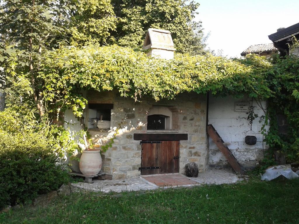 B&B San Nicola Serramazzoni Exterior photo